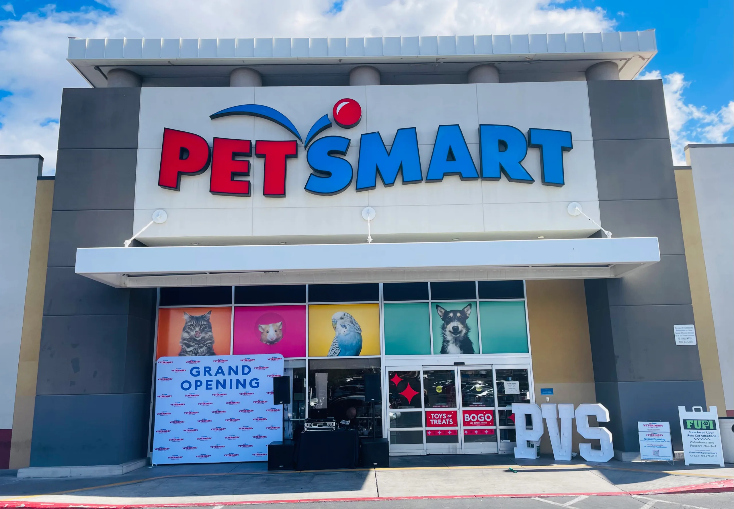 PetSmart storefront